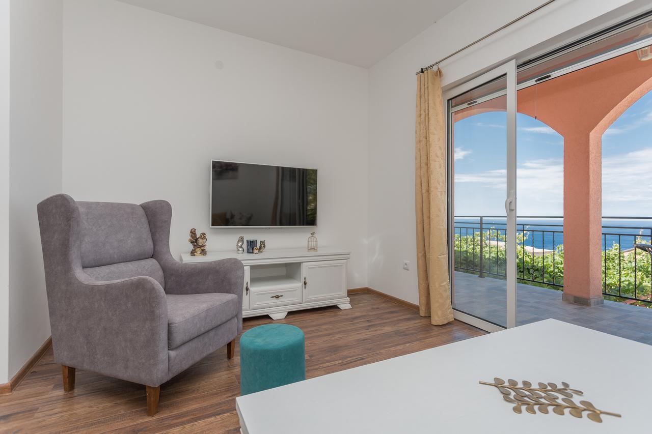 Apartments Natasa Sveti Stefan Luaran gambar