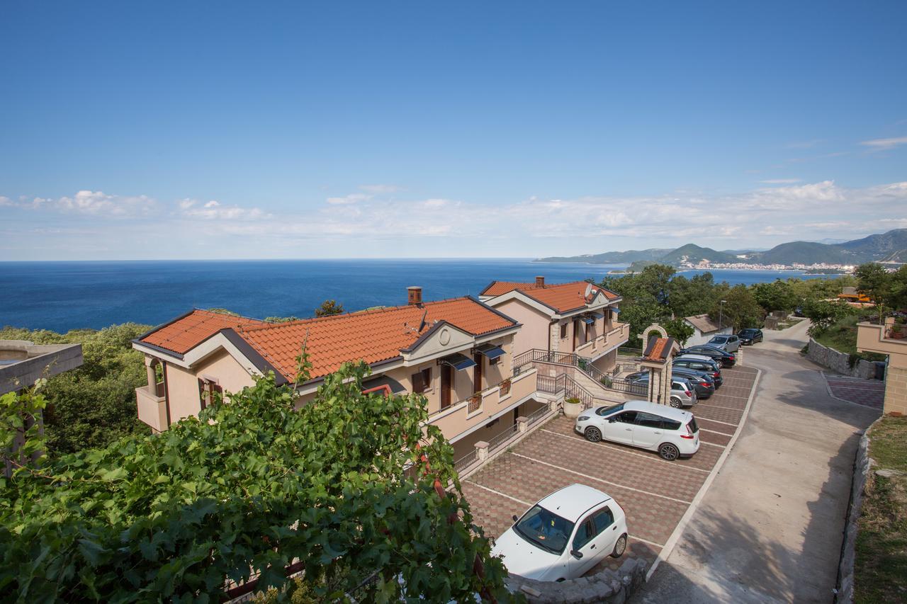 Apartments Natasa Sveti Stefan Luaran gambar